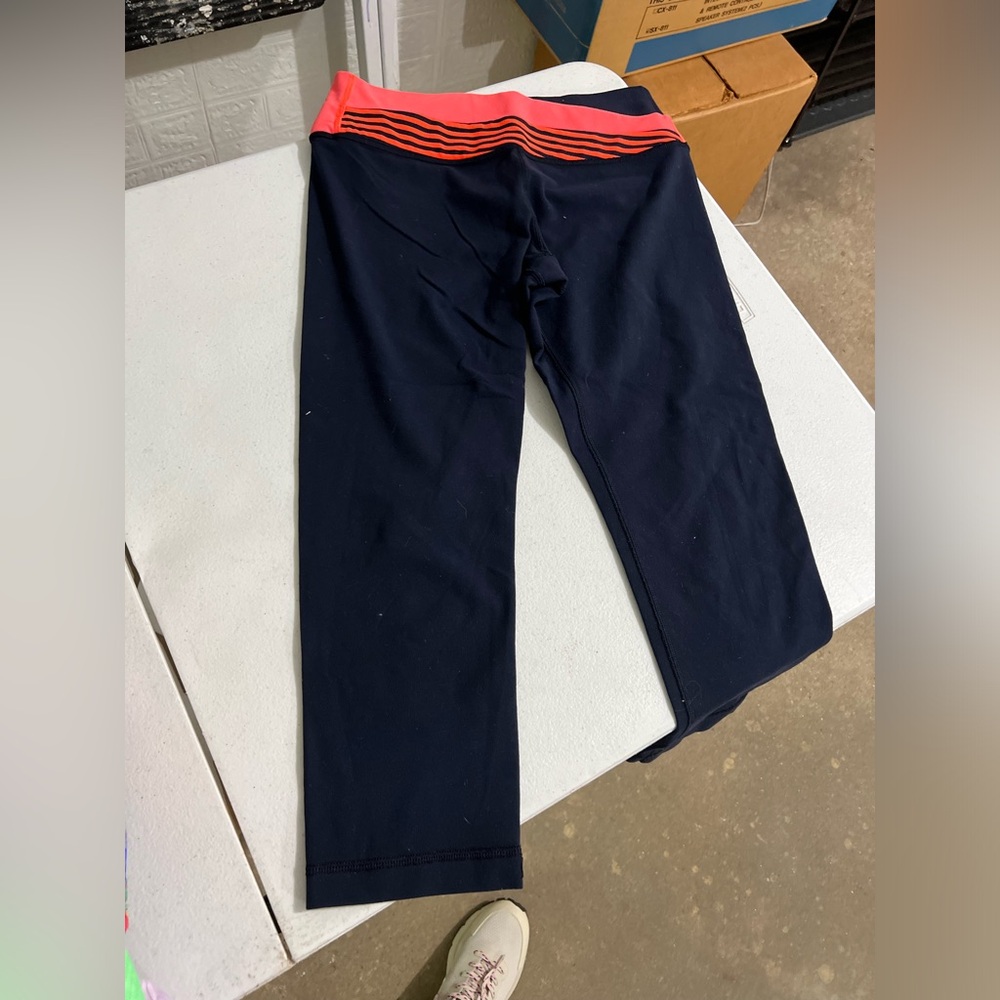 THANKSGIVING SALE 
lululemon athletica Navy and Coral Leggings